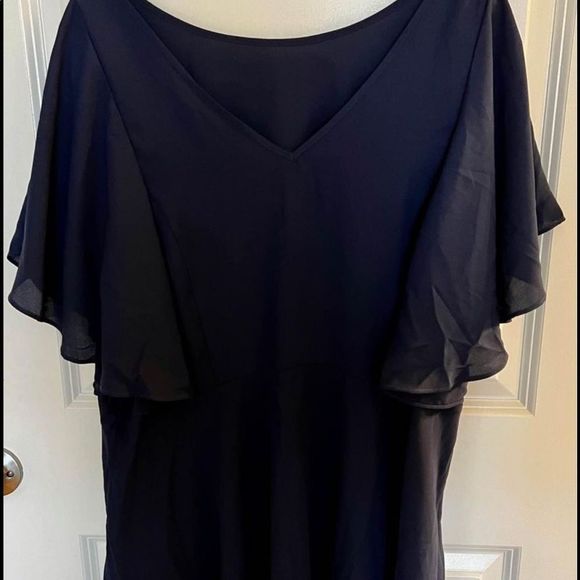 Bundle of (3) NWT city chic blouses. Can be bought together or separate - Picture 6 of 9